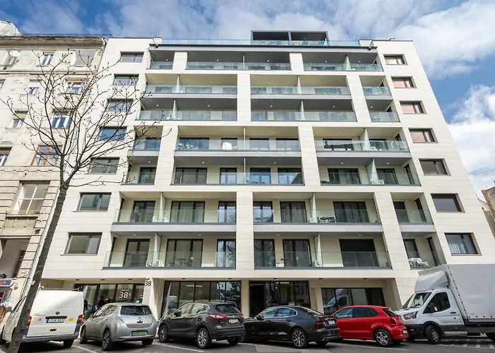 Lucky River Apartment